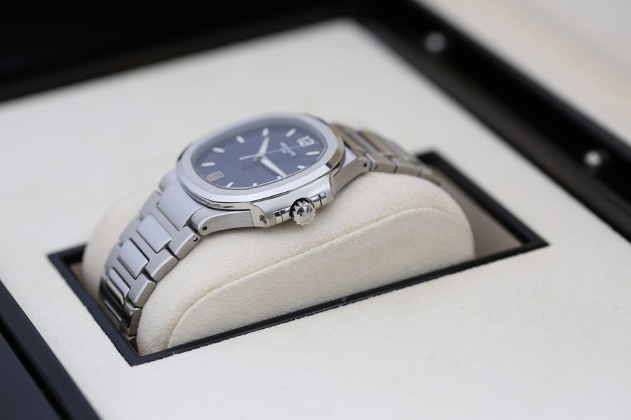 Patek Philippe Nautilus 7118/1A-001